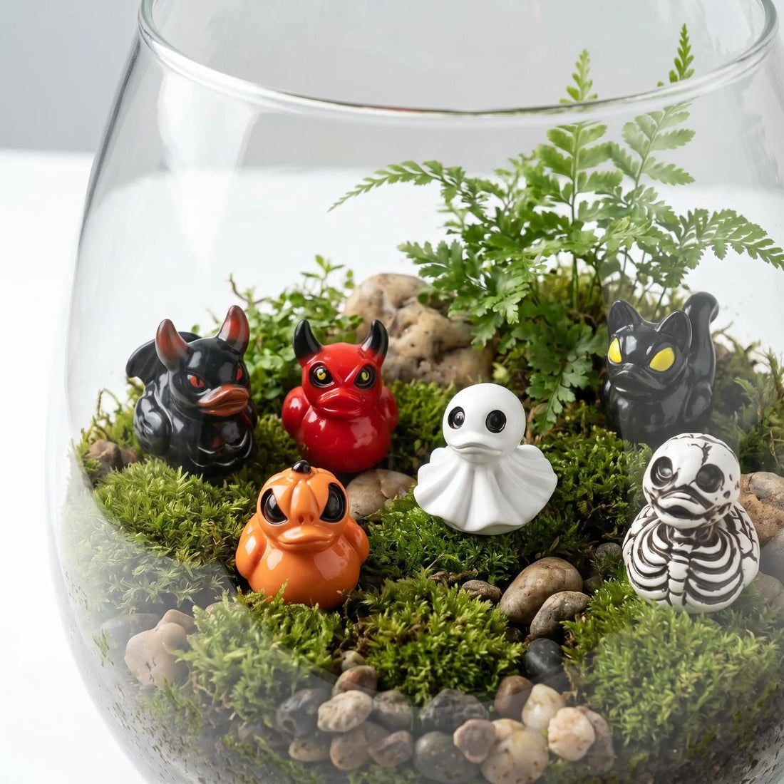 Mini Halloween Devil Ghost Skull Resin Ducks 🎃✨